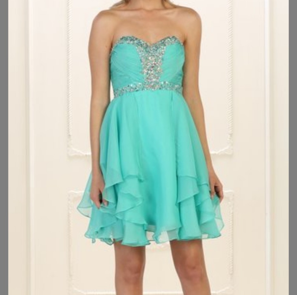 Prom, party or homecoming dress